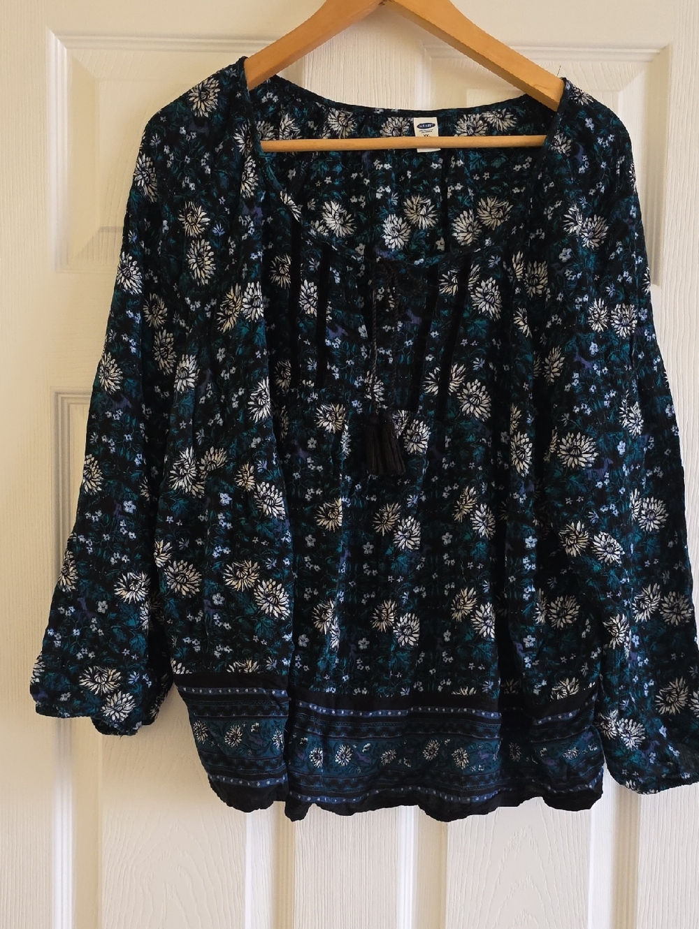 Old Navy Teal and Navy Floral Peasant Tunic